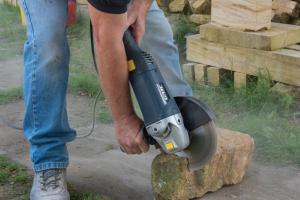 MEULEUSE D'ANGLE ELECTRIQUE GMC DIAMETRE 230 MM - 2200 W