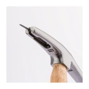 MARTEAU MAGNETIQUE DE TAPISSIER 190g/7oz, MANCHE BOIS HICKORY